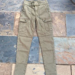 SOLD American Eagle 00 Super High Rise Jegging